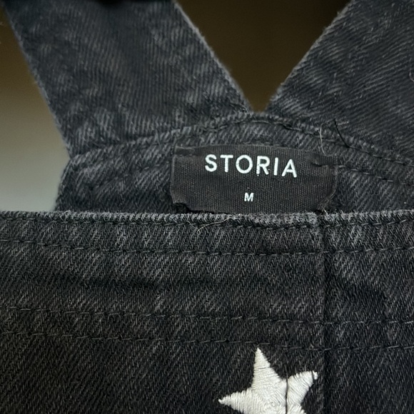 Storia Embroidered Star Overalls - Picture 2 of 3